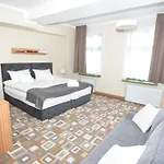 Boutique Provincja Winebar & 4* オルシュティン