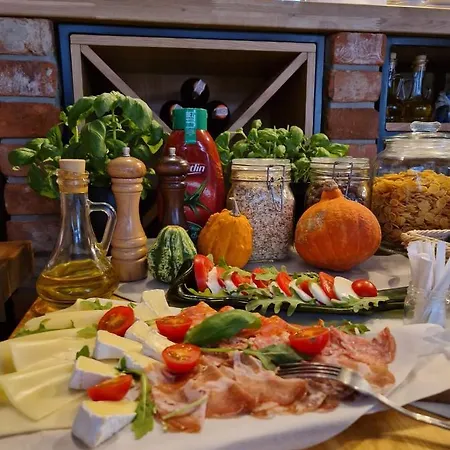 Boutique Provincja Winebar & Aparthotel Olsztyn (Warmian-Masurian)