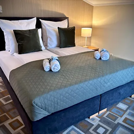 Boutique Provincja Winebar & 4* 올슈틴