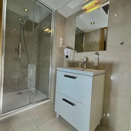 Provincja Winebar&rooms Hotel apartamentowy Olsztyn (Warmian-Masurian)