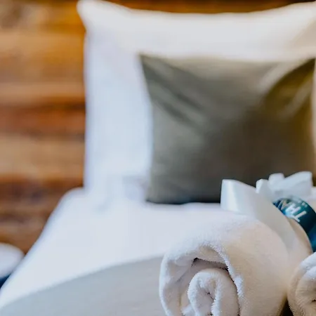 Aparthotel Boutique Provincja Winebar & 4*